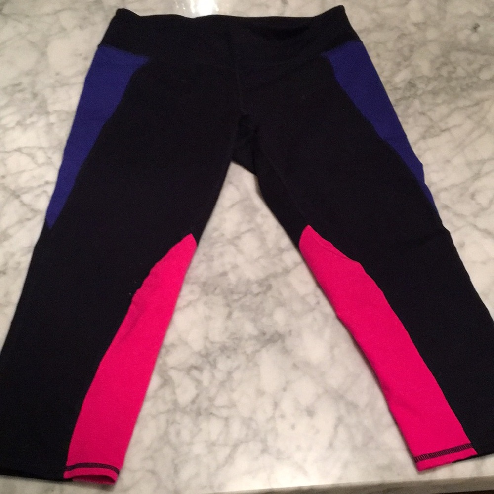 Large 7/8 Gap exercise leggings